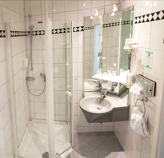 Bathroom 5, Hotel Krone, Rhein-Neckar-Kreis