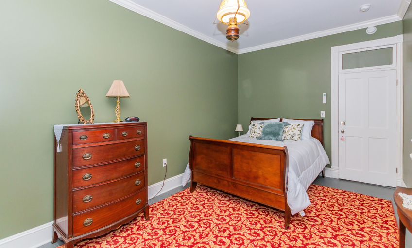 Bedroom 3, Historic Hotel Broadalbin, Fulton