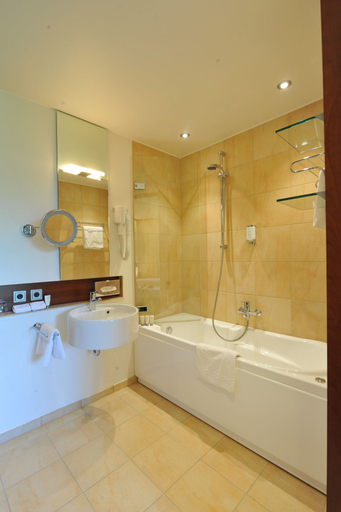 Bathroom 5, Marina Hotel, Weilheim-Schongau