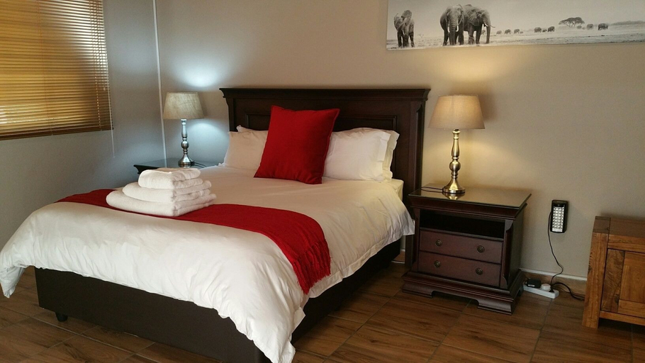 Bedroom 3, 85 Ehmke, Ehlanzeni