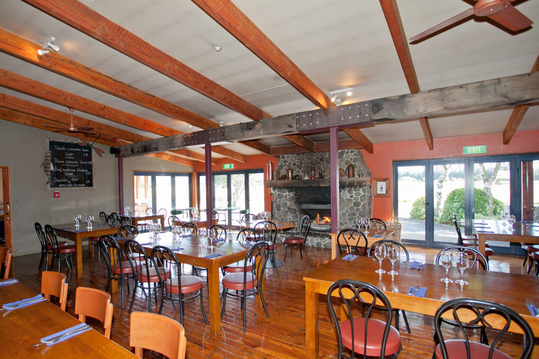 Food & Drinks 5, Ski Time Lodge, Ashburton