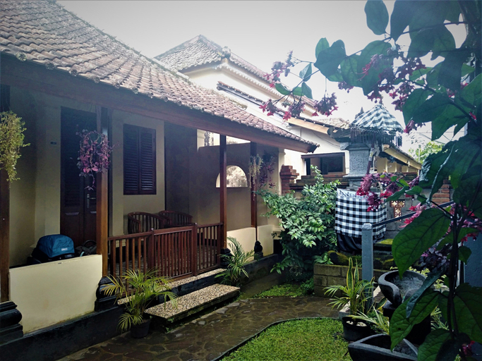 Exterior & Views 2, Meme Surung Homestay, Buleleng