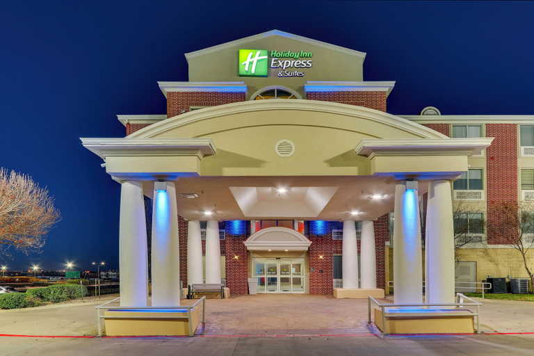Exterior & Views 5, Holiday Inn Express & Suites LAKE WORTH NW LOOP 820, Tarrant