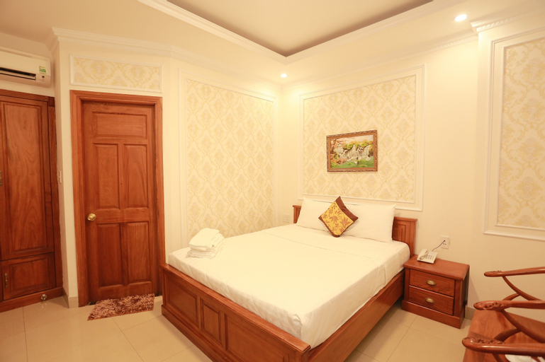 Bedroom 9