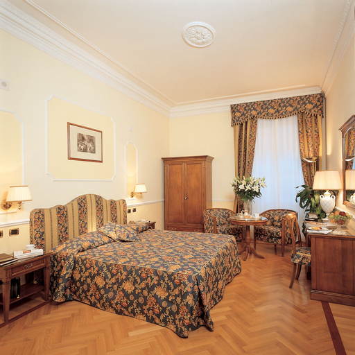 Bedroom 1, Hotel Cellini, Rome