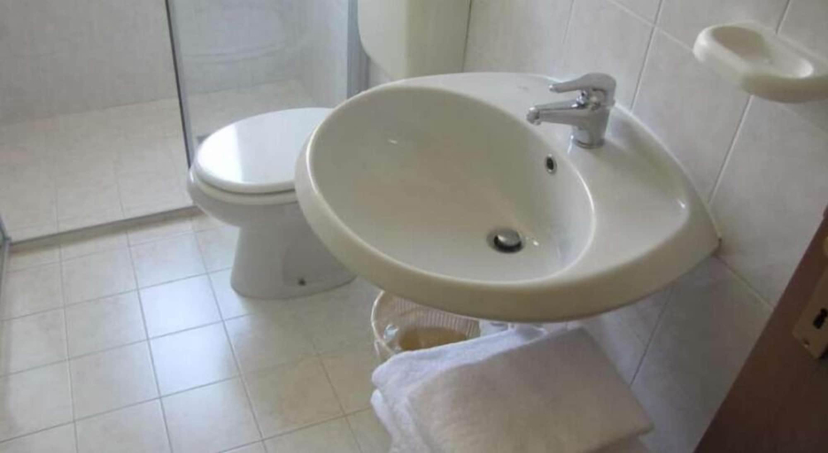 Bathroom, Villa Girasole B&B, Verona