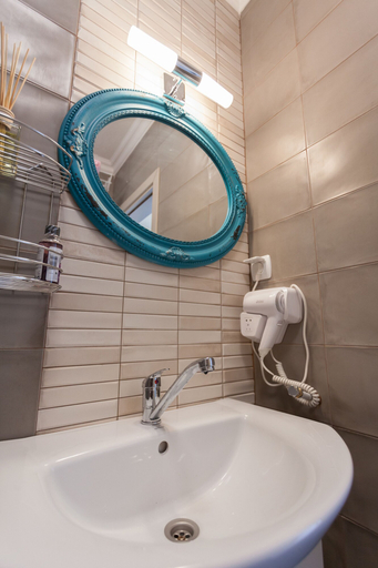 Bathroom 3, Sofia Art Gallery Vacation Apartments, Stolichna