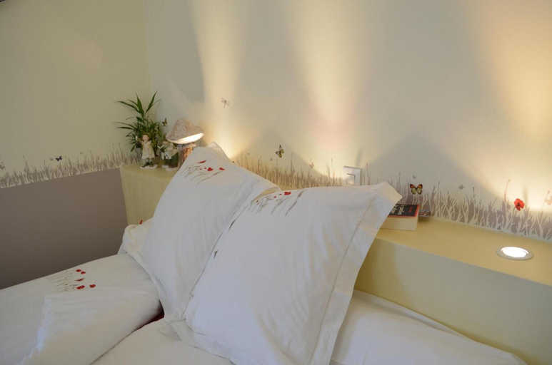 Bedroom 4, Couette et Cafe creme, Eure-et-Loir