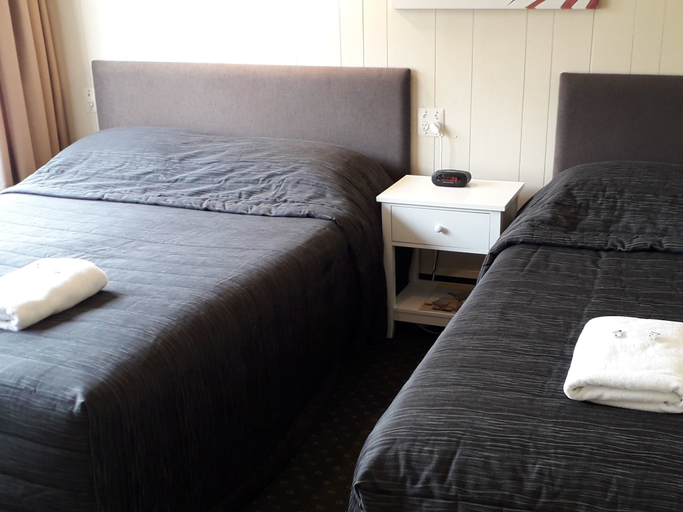 Bedroom 3, Amble Inn Motel - Masterton, Masterton