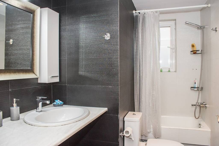Bathroom, Nina's Villa, Cosy Seaview Retreat, Peloponnese