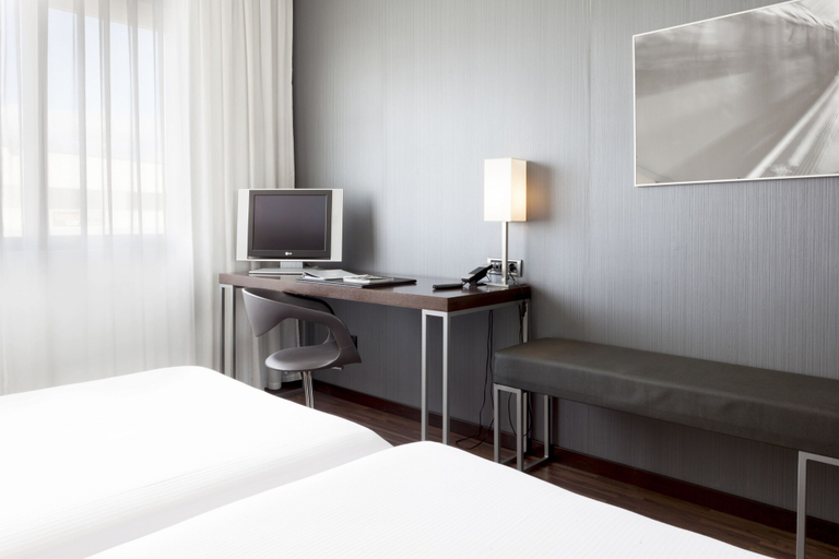 Bedroom 2, AC Hotel San Sebastián de los Reyes by Marriott, Madrid