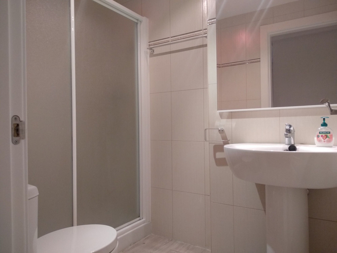 Bathroom, Sumiciu, Asturias