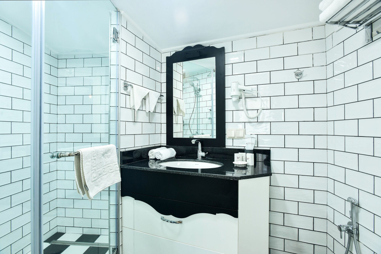 Bathroom 4, Boutique Hotel Khokhobi, Tbilisi
