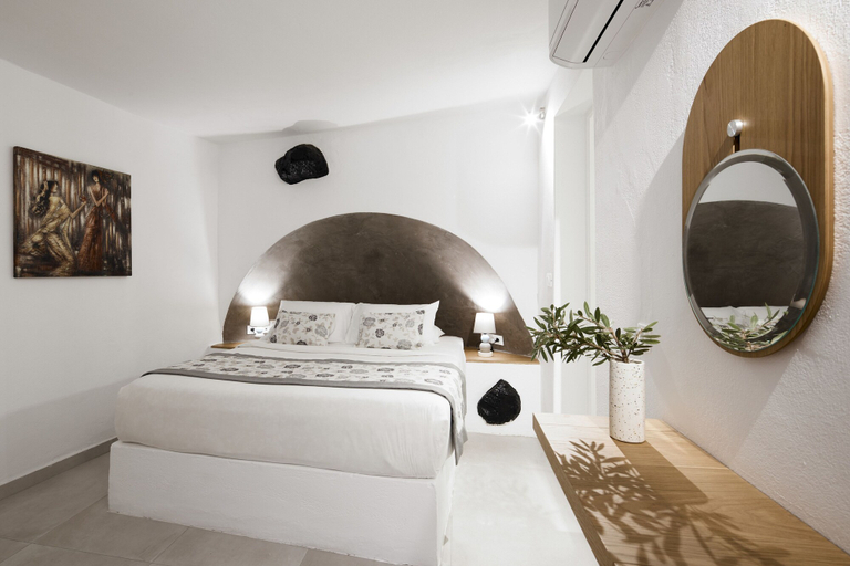 Bedroom 3, Santorini Princess Spa Hotel, South Aegean
