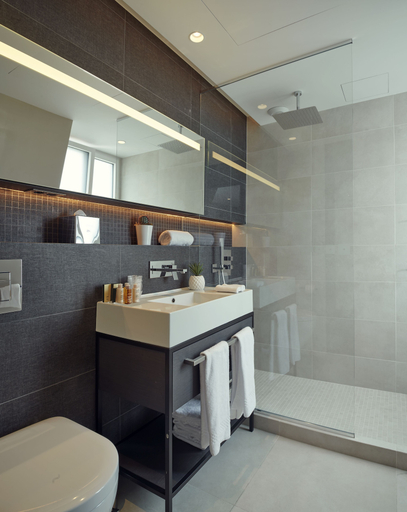 Bathroom 2, Roi de Sicile Rivoli, Paris