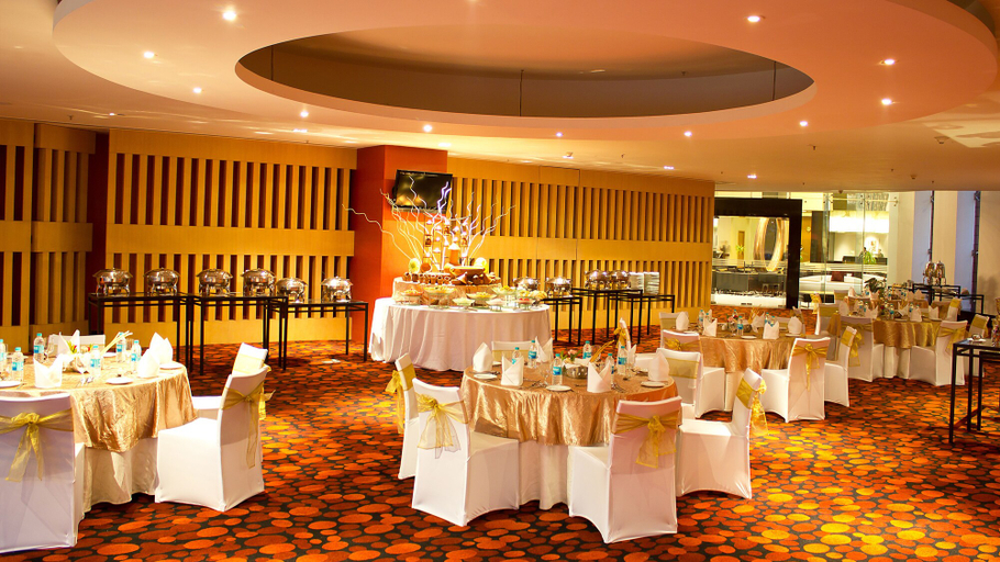 Food & Drinks 5, The Oterra Bengaluru Electronics City, Bangalore