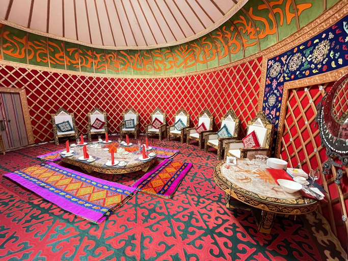 Food & Drinks 5, Jannat Resort, Alamüdün