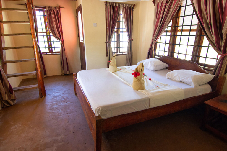 Bedroom 2, Pakachi Beach Resort & Hotel, Kusini