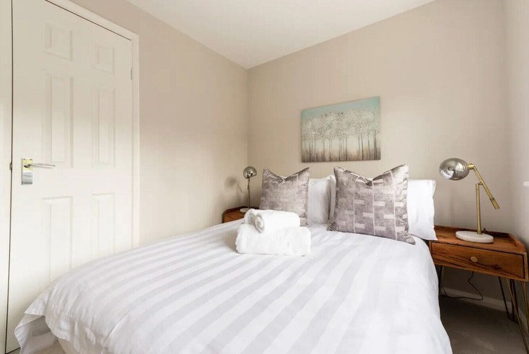 Bedroom 2, Virginia Water Family Getaway, Surrey
