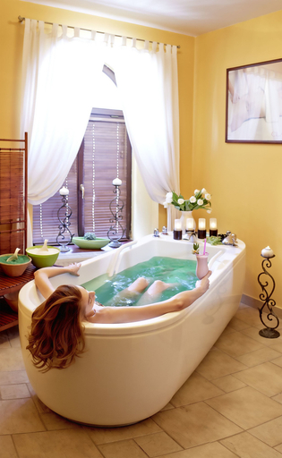 Bathroom 4, Grand Hotel Stamary Wellness & Spa, Tatra