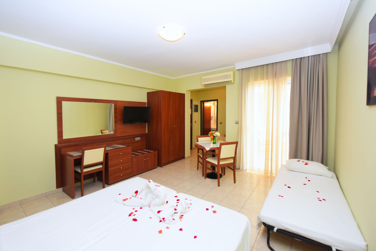Bedroom 4, Esmeralda Hotel, South Aegean