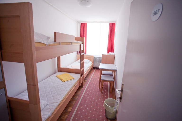 Bedroom 4, HI Hostel Zagreb, Zagreb