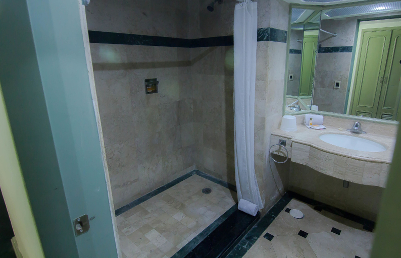Bathroom 4, NK Hotel Nekié Tepic, Tepic