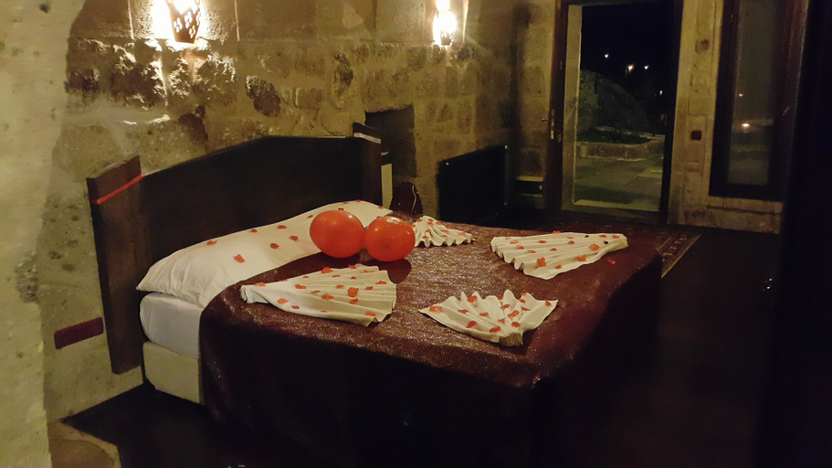 Bedroom 12