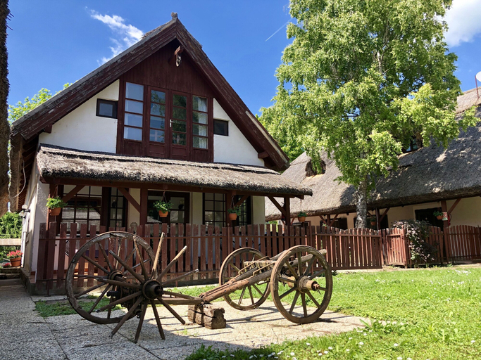 Exterior & Views 2, The Houses of History - anno 1830, Balatonfüred