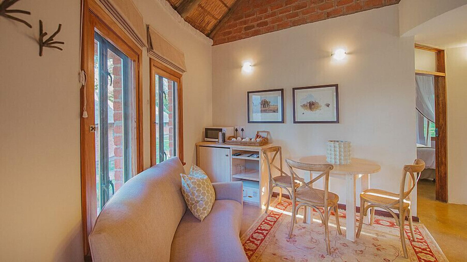 Bedroom 4, Lilayi Lodge, Kafue
