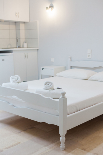 Bedroom 4, Afroditi Pansion, Ionian Islands