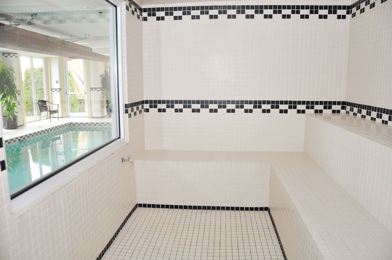 Bathroom 5, Hotel Eldorado at Eldorado Resort, Central Okanagan