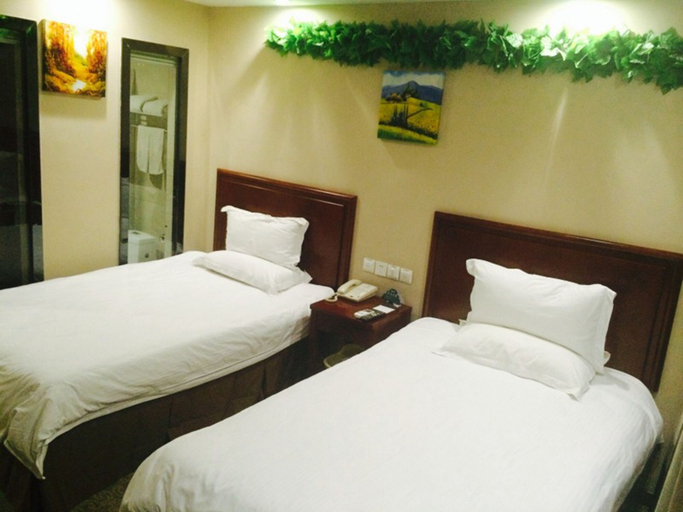 Bedroom 2, GreenTree Inn Puyang Pushang Huanghe Road Hotel, Puyang