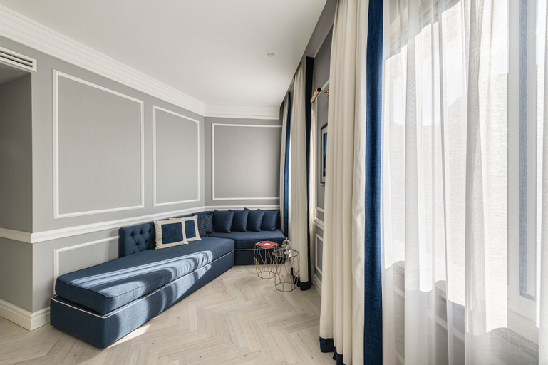 Bedroom 13