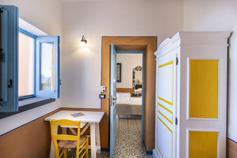 Bathroom 4, Hotel Mamma Santina, Messina