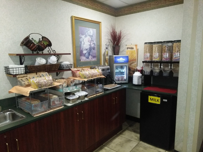Food & Drinks 5, Microtel Inn & Suites by Wyndham Rock Hill/Charlotte Area, York