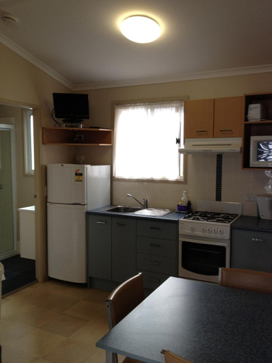 Others 5, Banana Coast Caravan Park, Coffs Harbour - Pt A