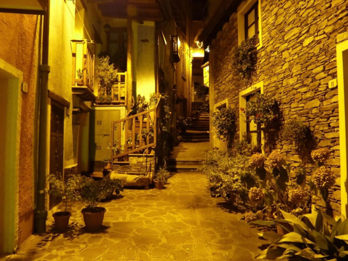 Exterior & Views 2, L'Agrifoglio, Nuoro