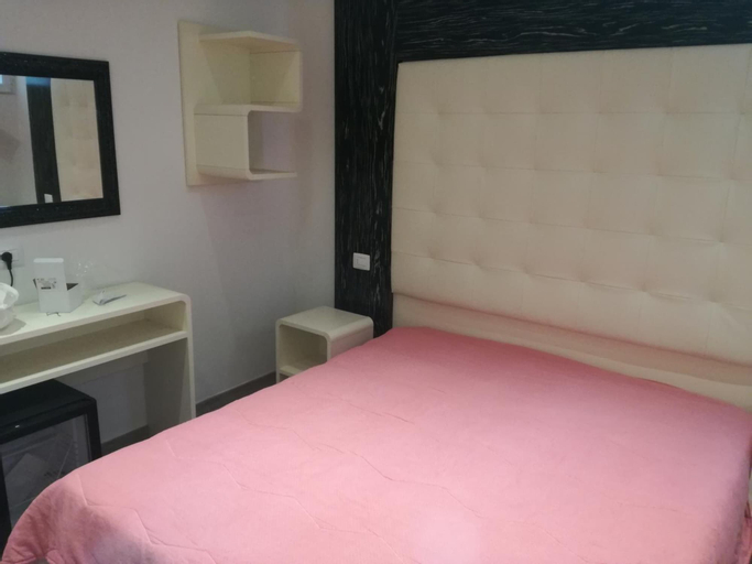 Bedroom 3, Ca' dei Lisci-B&B, La Spezia