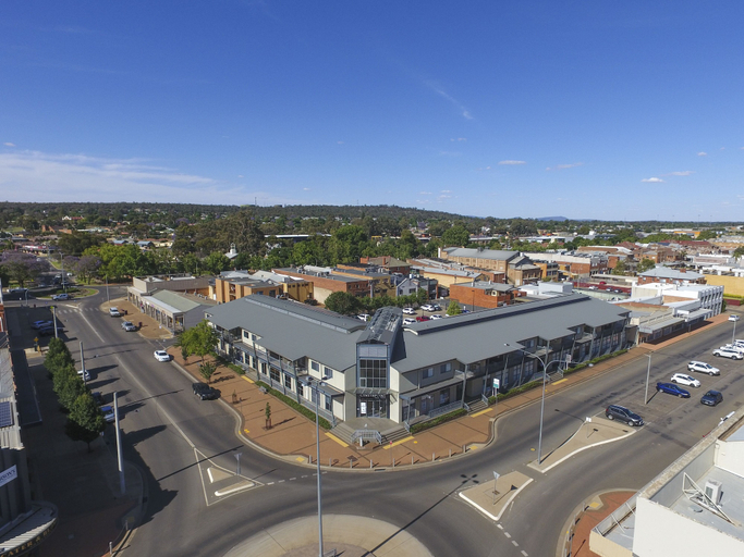 Others 5, Centrepoint Apartments, Griffith