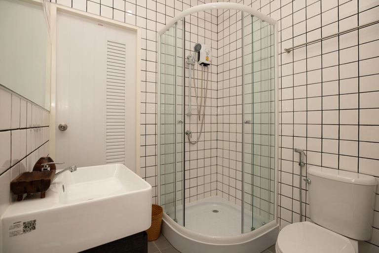 Bathroom 4, Japanese Style Villa Sunrise Garden A150, Pulau Phuket