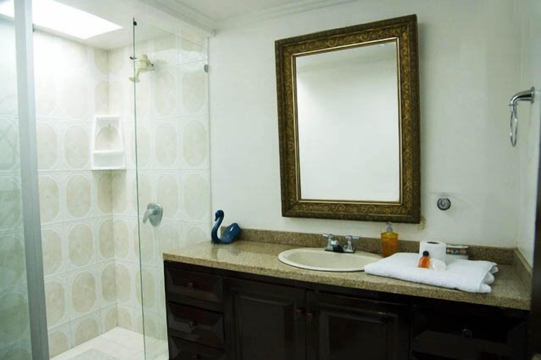 Bathroom 3, Niza Norte Apartments and Suites, Santafé de Bogotá