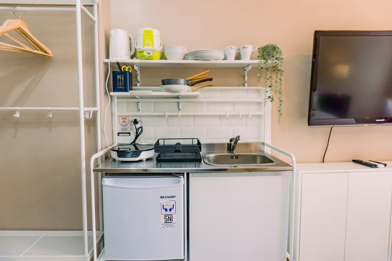 Private kitchen 5, Best Deal And Comfy Studio At Transpark Bintaro Apartment, Tangerang Selatan