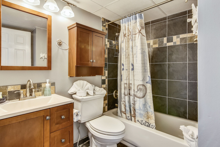 Bathroom, Casa Del Mar 180 - Coastal Condo, Galveston