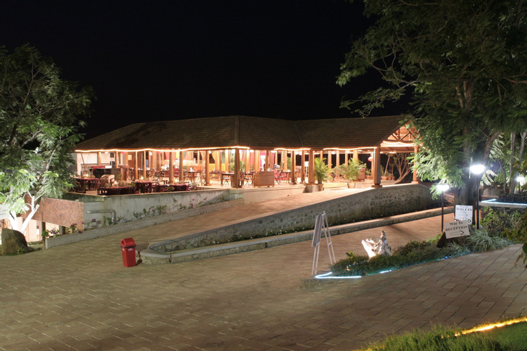Exterior & Views 2, Manas Resort with Petting Zoo, Thane