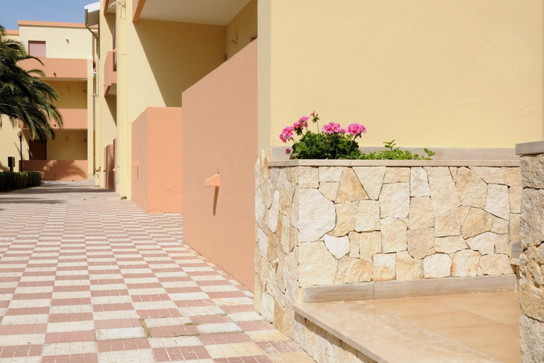 Exterior & Views 2, Residence Oasis, Sassari