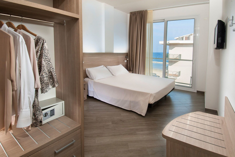 Bedroom 4, Hotel Atlantic, Pesaro E Urbino