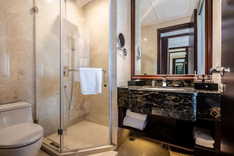 Bathroom 4, Huading International Hotel, Hangzhou