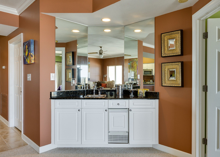 Food & Drinks, Admirals Quarters by Wyndham Vacation Rentals, Baldwin