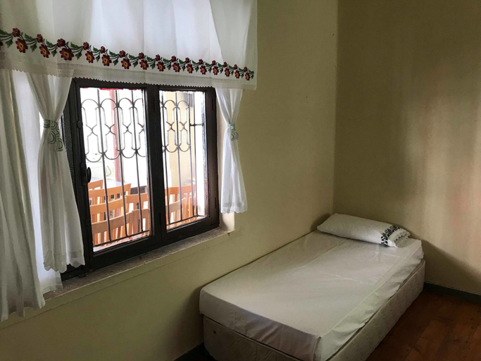 Bedroom 3, Bayraktar Konagi, Kale